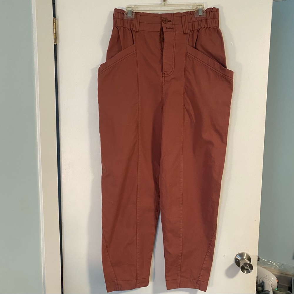 NWT FREE PEOPLE Wide Leg Barrel Pants Cargo Utility High Waisted Womens M Trendy